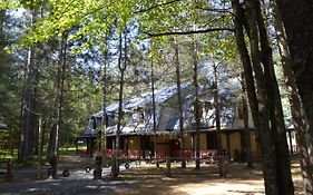 Auberge Le Cosy Tremblant